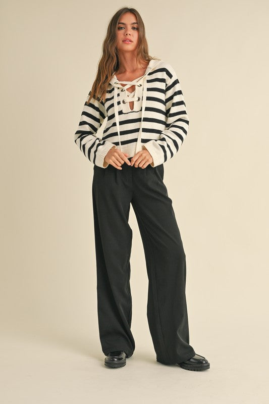 Lace-up stripe pattern sweater