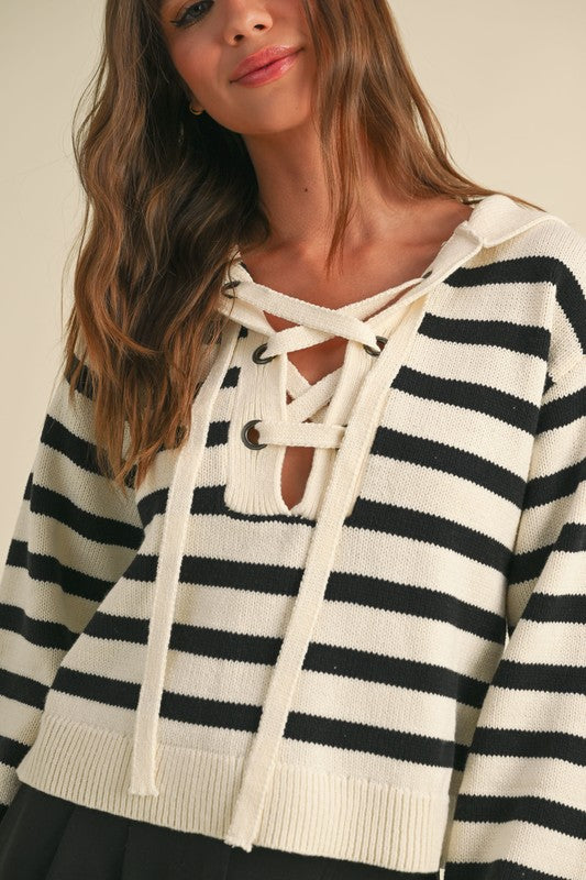 Lace-up stripe pattern sweater